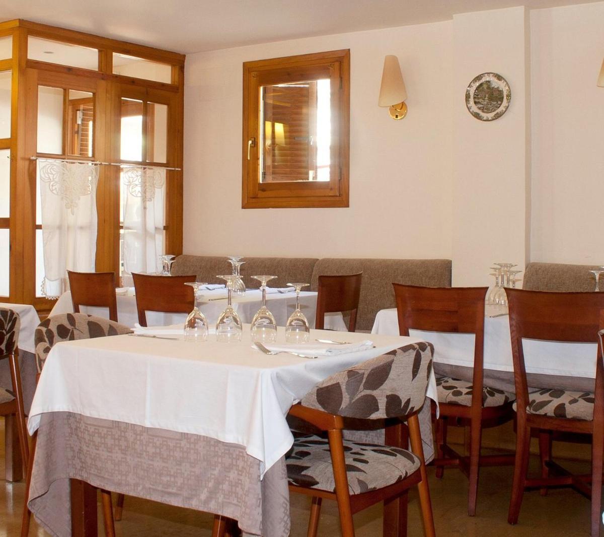 Hotel-Restaurante Badain Lafortunada Exterior photo
